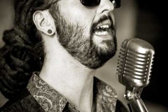 Deputy-Funk-Bristol-Funk-Soul-Band-Hire-9