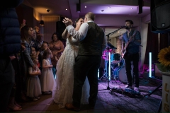 Live-with-Bride-and-Groom