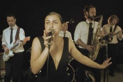 Fill-The-Floor-Wedding-Party-Band-Hire-Somerset-Devon-and-Cornwall-5