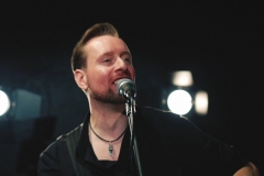 2_Phil-Short-Acoustic-photo-3
