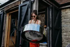 MicaAliceSteelPannist-NotleyTytheBarn