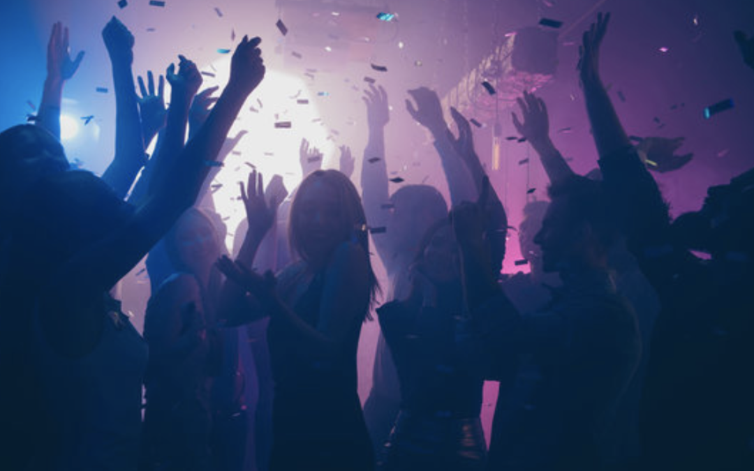 Live Band Vs DJ? Finding the Perfect Vibe for Your Event