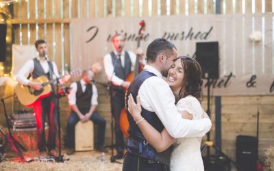 How to Choose the Right Wedding Band (Simple UK Guide)